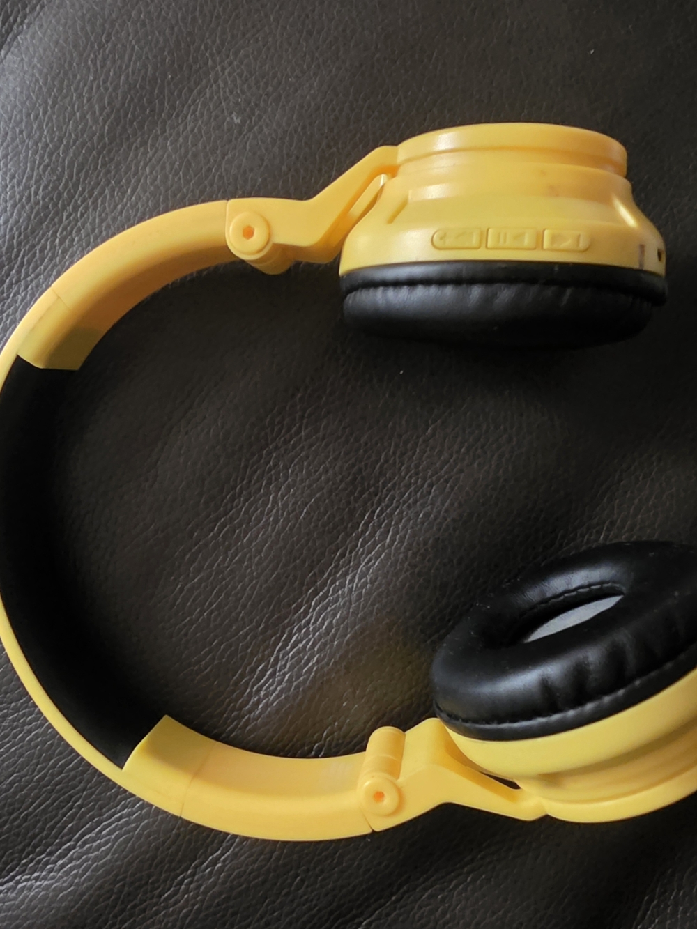 Yellow Wireless Over-Ear Headphones - Comfortable Foldable Design